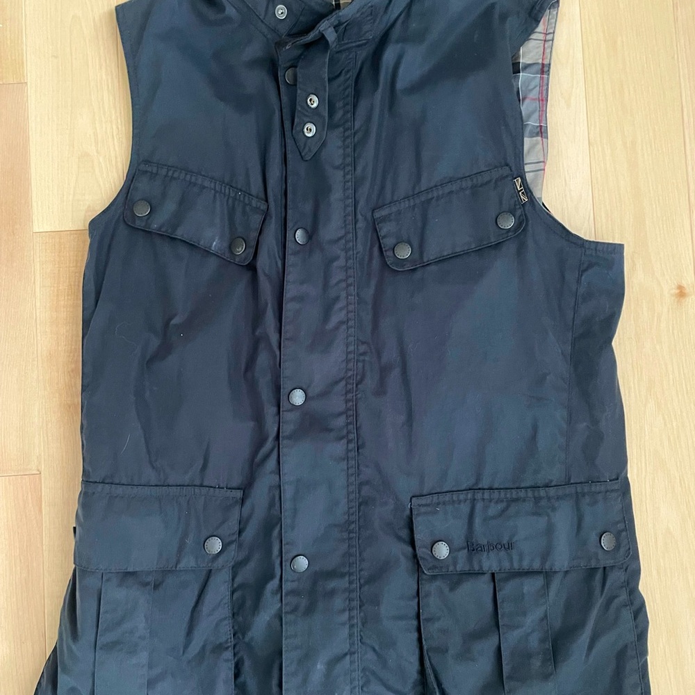 Wonderful original Barbour Men’s Vest.